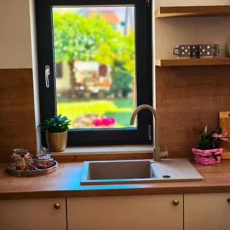 招待所 Maella Garden *