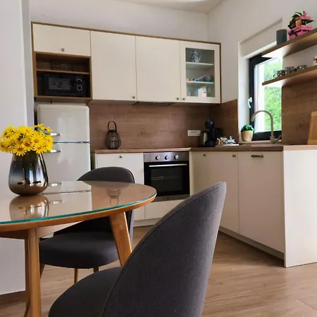 Maella Garden Gasthuis *