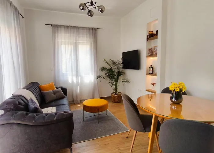 Maella Garden Penzion *